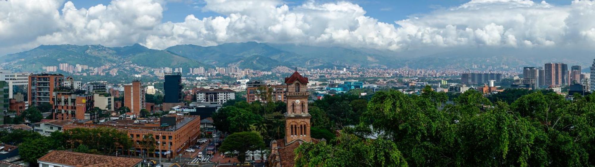 Torre Poblado Medellin